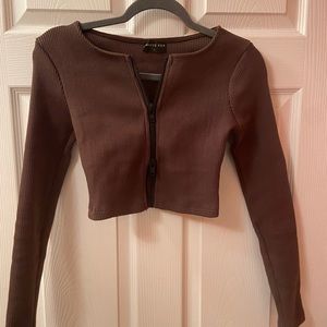 Brown crop with zipper front